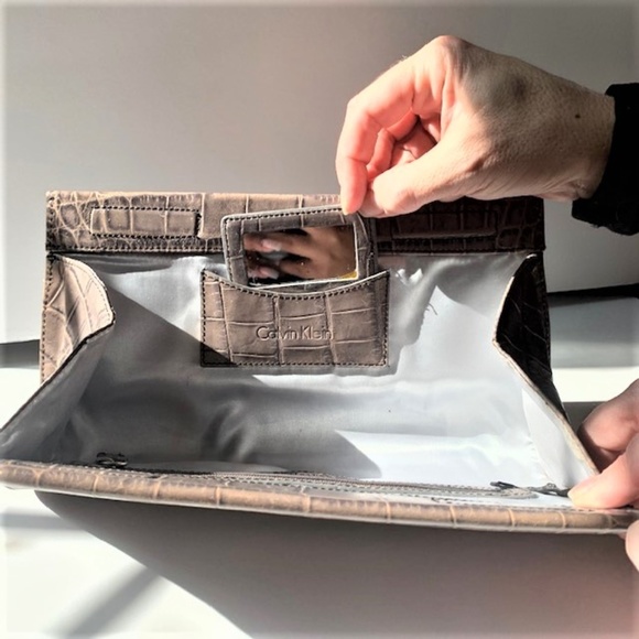 Calvin Kline Grey/Brown Snake Skin Clutch - Picture 4 of 6